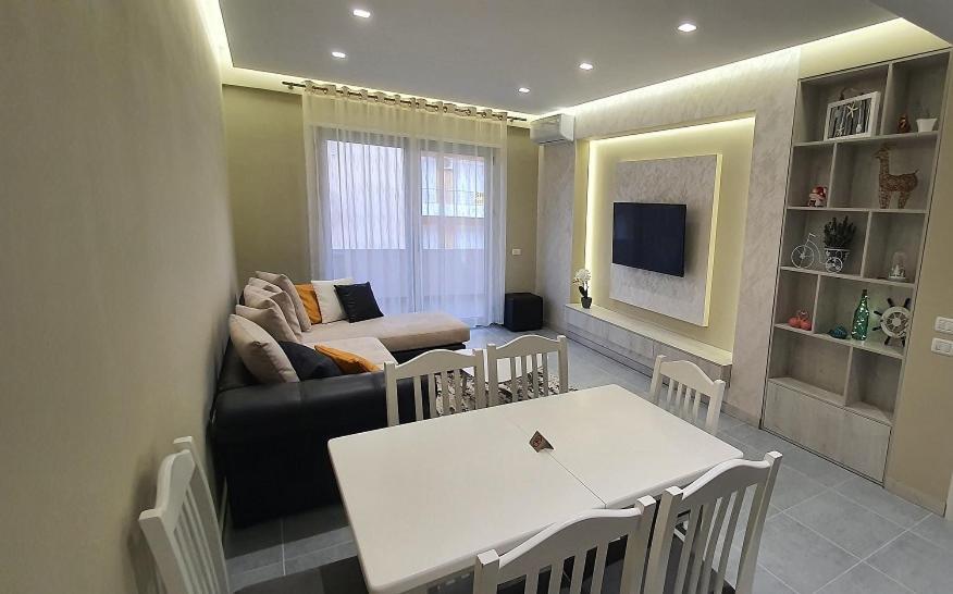 Deluxe Apartment Wlora Zewnętrze zdjęcie
